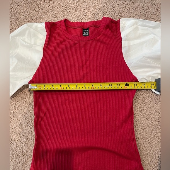 SHEIN Puff Sleeve Form Fitting Knitted Tee - Picture 5 of 9